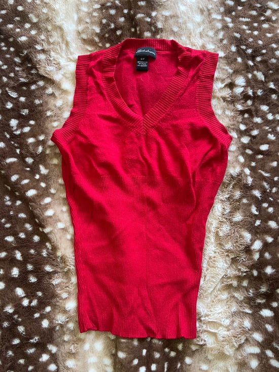 Seduction Tops - Y2K Seductions red knit tank/vest